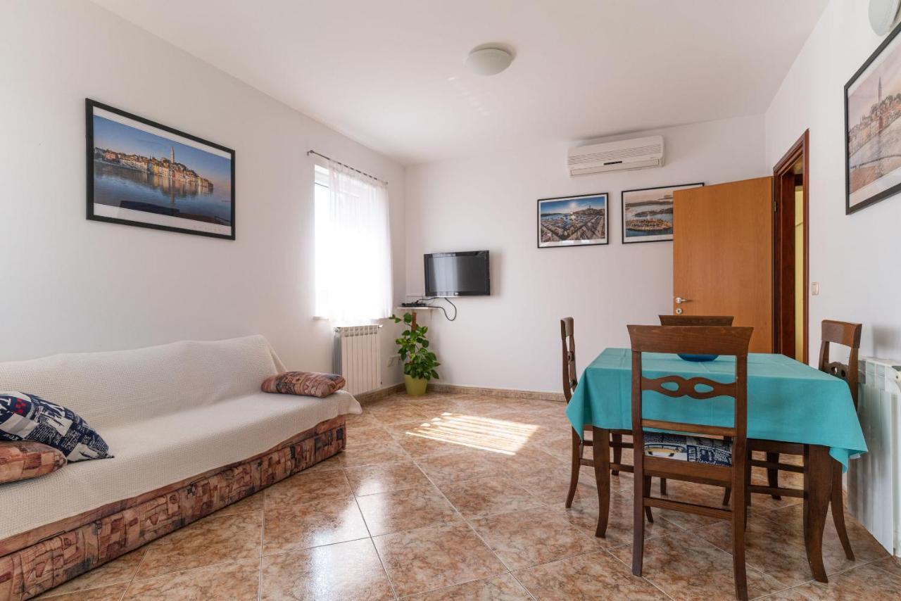 Apartments Anamarija Rovinj Exterior photo